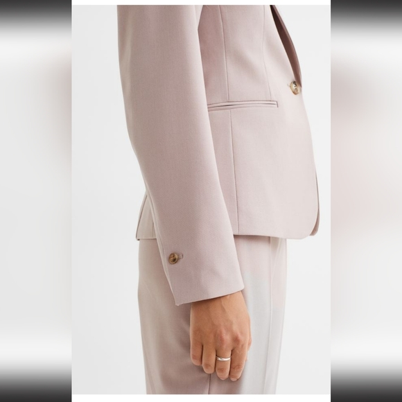 🌸 H&M 🌸 Pale pink blazer - Picture 8 of 13